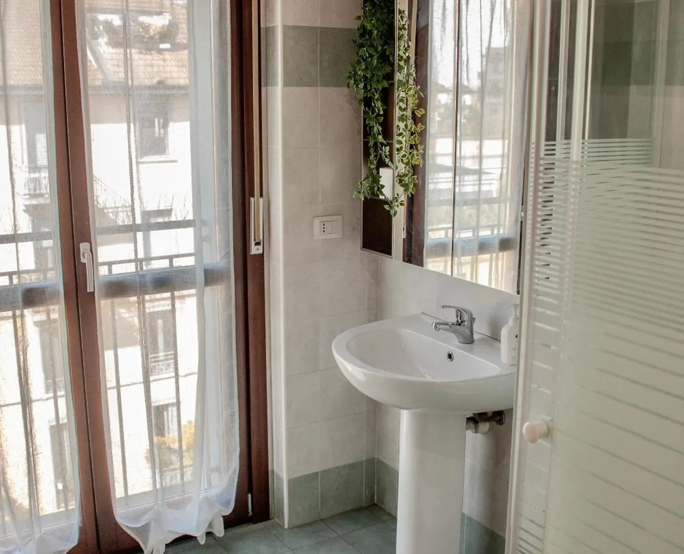 Big Skyview Goldoni - Duomo M4 Lin Airport Apartment Milan Italy