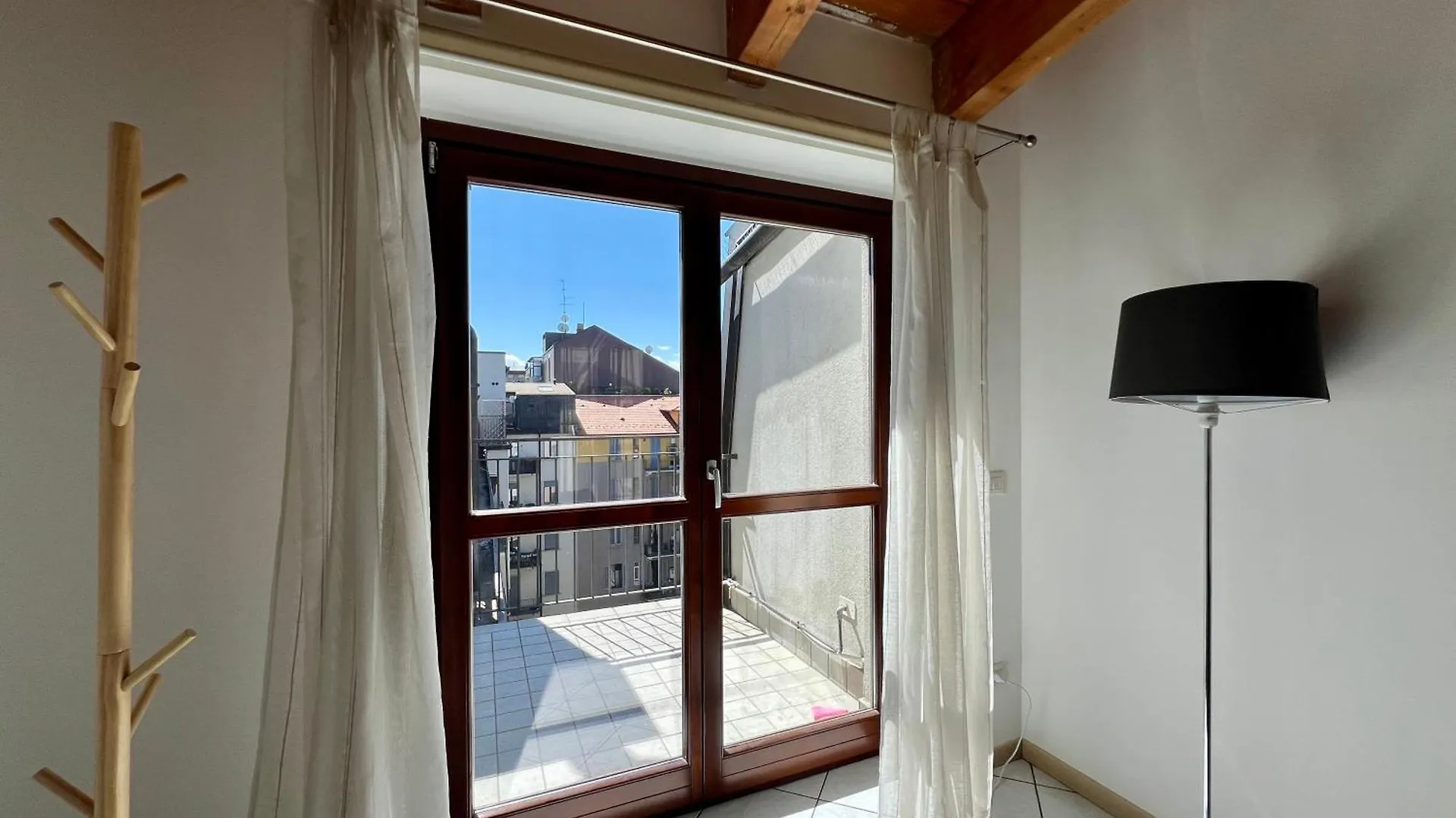 Big Skyview Goldoni - Duomo M4 Lin Airport Apartment Milan Italy