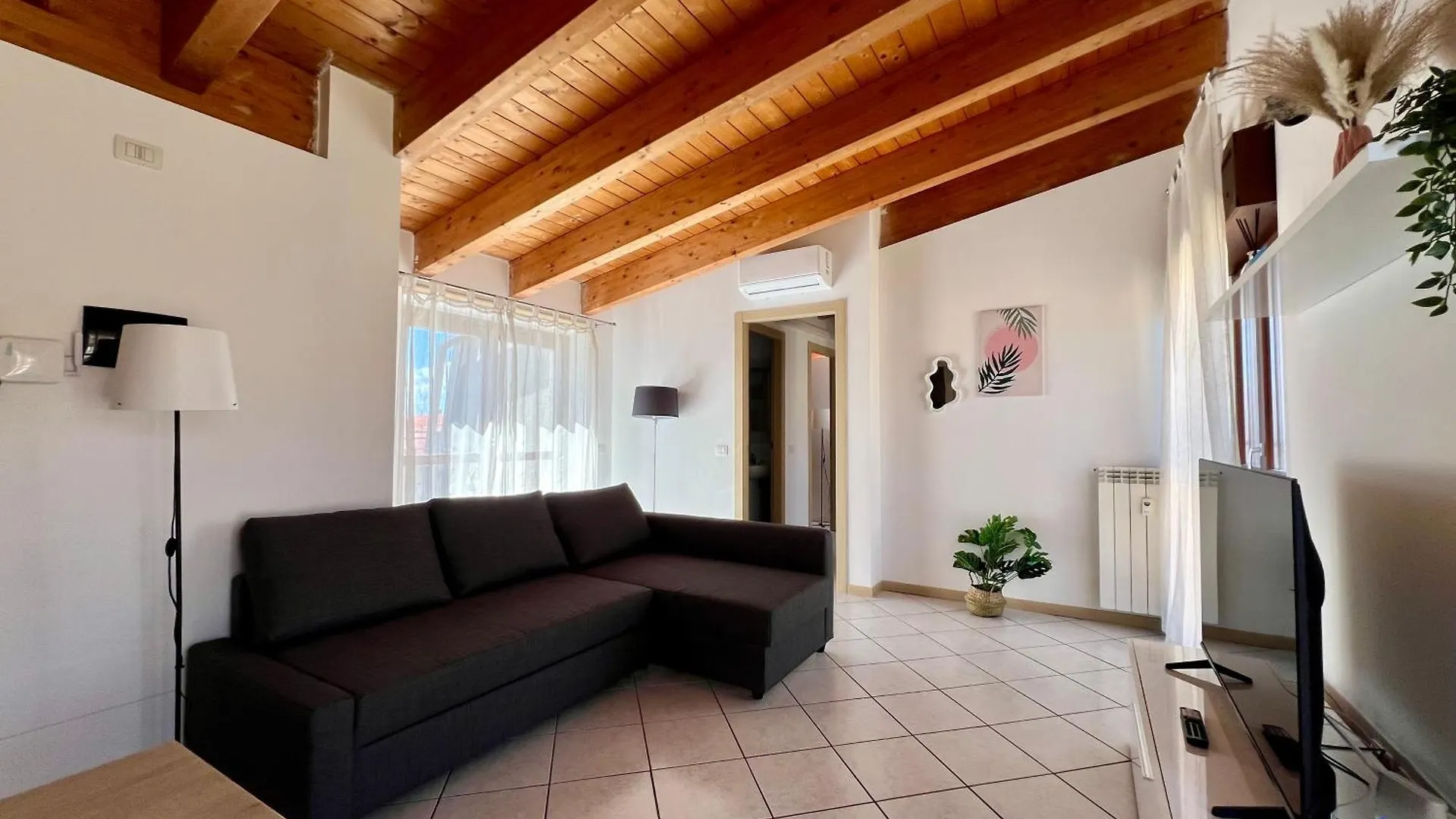Big Skyview Goldoni - Duomo M4 Lin Airport Apartment Milan